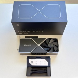 NVIDIA GeForce RTX 4090 Founders Edition 24GB Graphics Card Mint Condition