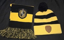 Harry Potter Hufflepuff Hat  Scarf Set Wizarding World Beanie Pom Pom Yellow...