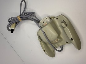 Sega Dreamcast Console HKT-3020 2 Controllers, VMU, Cords and Game (Wacky Races)