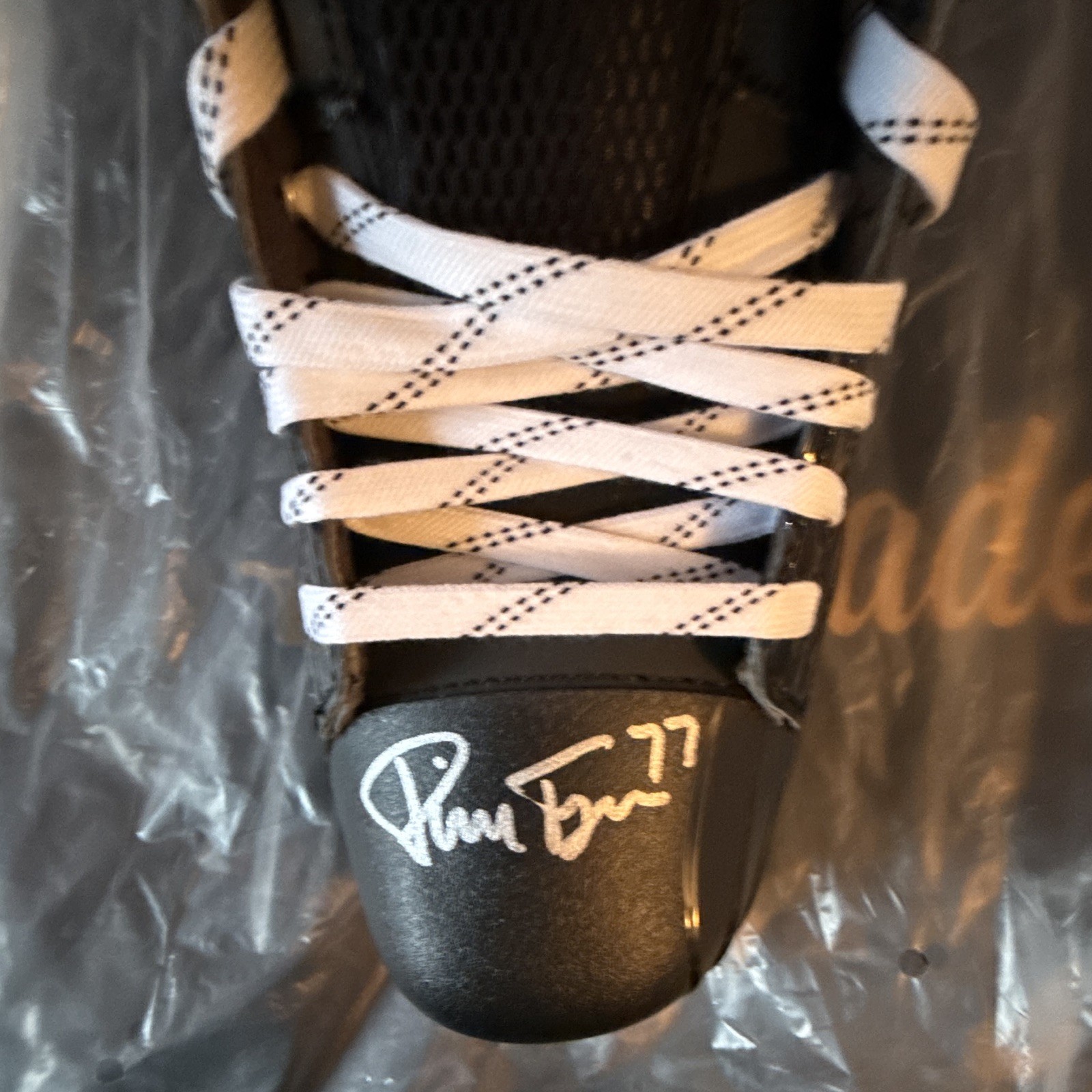 Bauer Vapor X3.5 Skate - Pierre Turgeon Auto COA Montreal Canadiens NHL