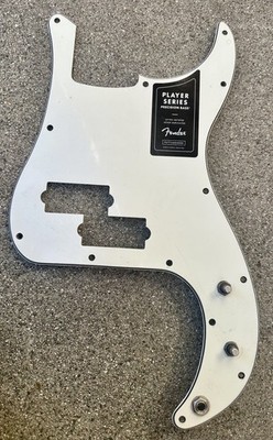Genuine MIM Fender PLAYER Series Precision P Bass Pickguard w/ Wiring Harness