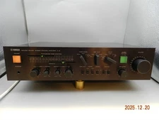 Yamaha Natural Sound Stereo Control PreAmplifier C-6 Phono Preamp Vintage 1980's