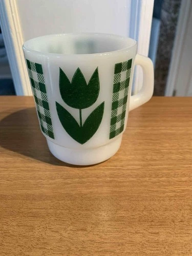 Vintage Termocrisa Milk Glass Mug Green Tulip and Gingham Check 3"x3.5"