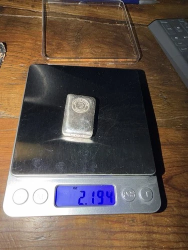 2 ONCES 2 OZ FINE .999 SILVER POURED BAR MAGGIE B