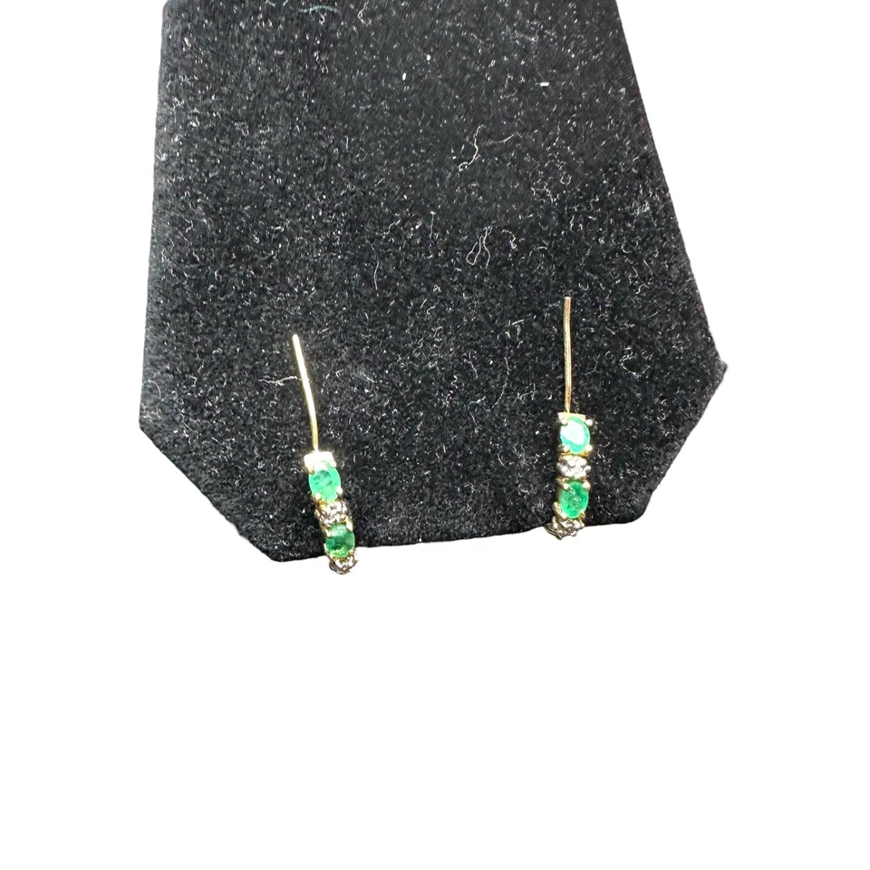 Pendientes Huggie De Colección Oro 10k Filigrana 1 Ct Esmeralda y Diamante 2.05 g Foto 4 de 4