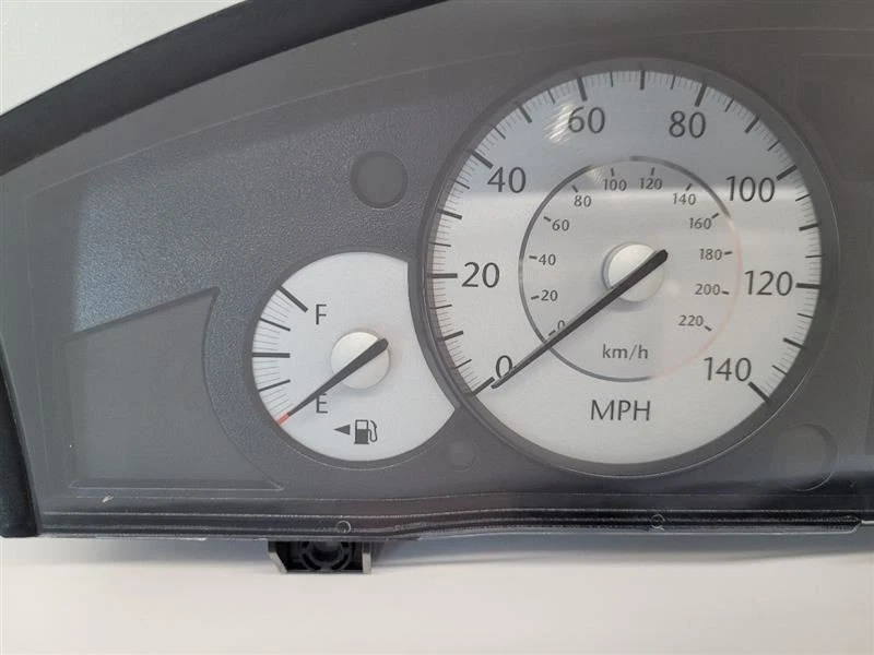 Chrysler 300 2009 velocímetro clúster 140 MPH WO centro de información 05172880AE Foto 3 de 4