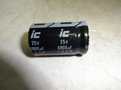 Конденсатор 35v 680