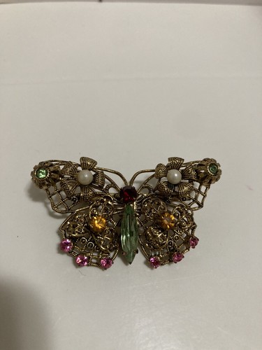 Vintage Butterfly Gold Tone With Crystals Brooch.