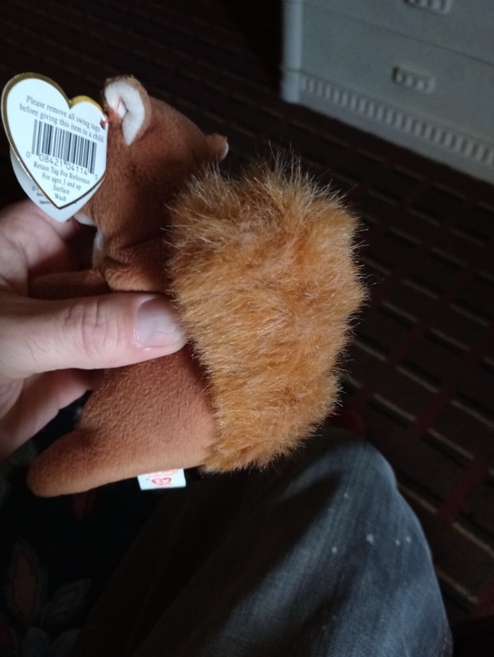 Nuts the squirrel Ty original Beanie Baby Collection 1996 style 4114