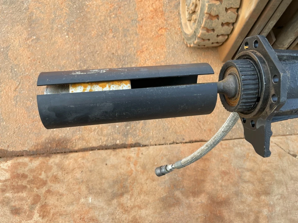 2005 M138 MASERATI COUPE GT REAR PROPELLER DRIVESHAFT TORQUE TUBE OEM 1762 - Image 2 of 4