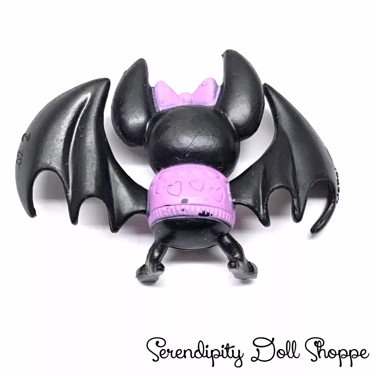 Monster High Draculaura Doll with Pet Bat-Cat Count Fabulous and  Accessories