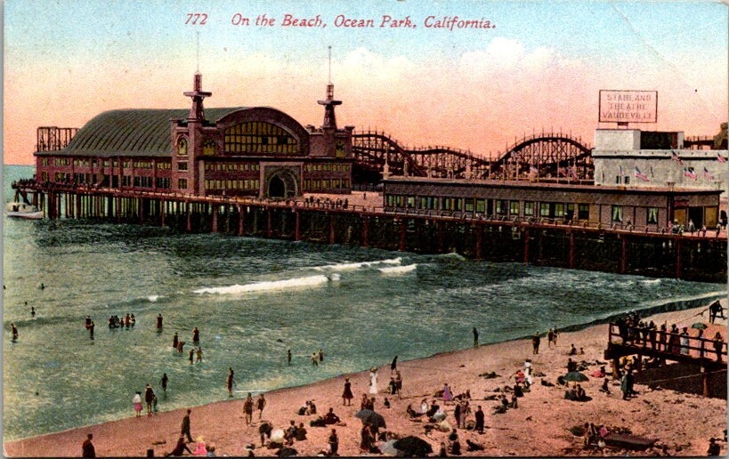 Vintage Postcard People on the Beach and Pier Ocean Park California CA      1506