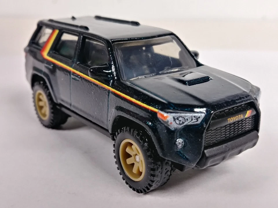 Llantas sueltas Toyota 4Runner Hot Wheels 2022 Boulevard #58 negras ORRR6SPM 18 1:64 Foto 3 de 4