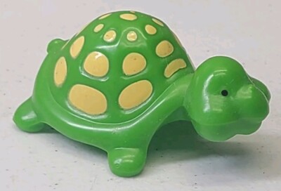 Vintage 1980's Strawberry Shortcake Apple Dumplin Green Tea Time Turtle Pet