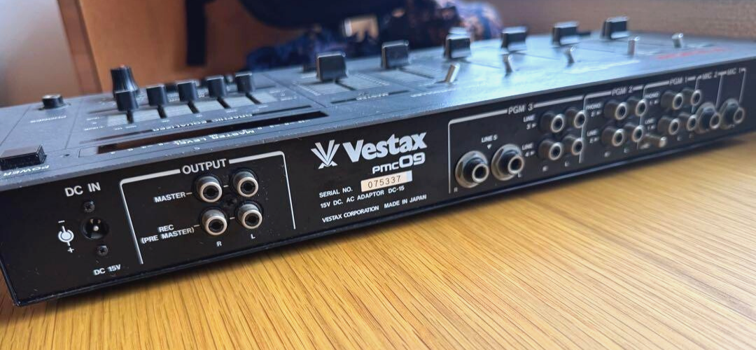 Vestax PMC09 MADE IN JAPNベスタクスヴィンテージミキサー Vestax PMC09 ベスタクス ヴィンテージミキサー - メルカリ