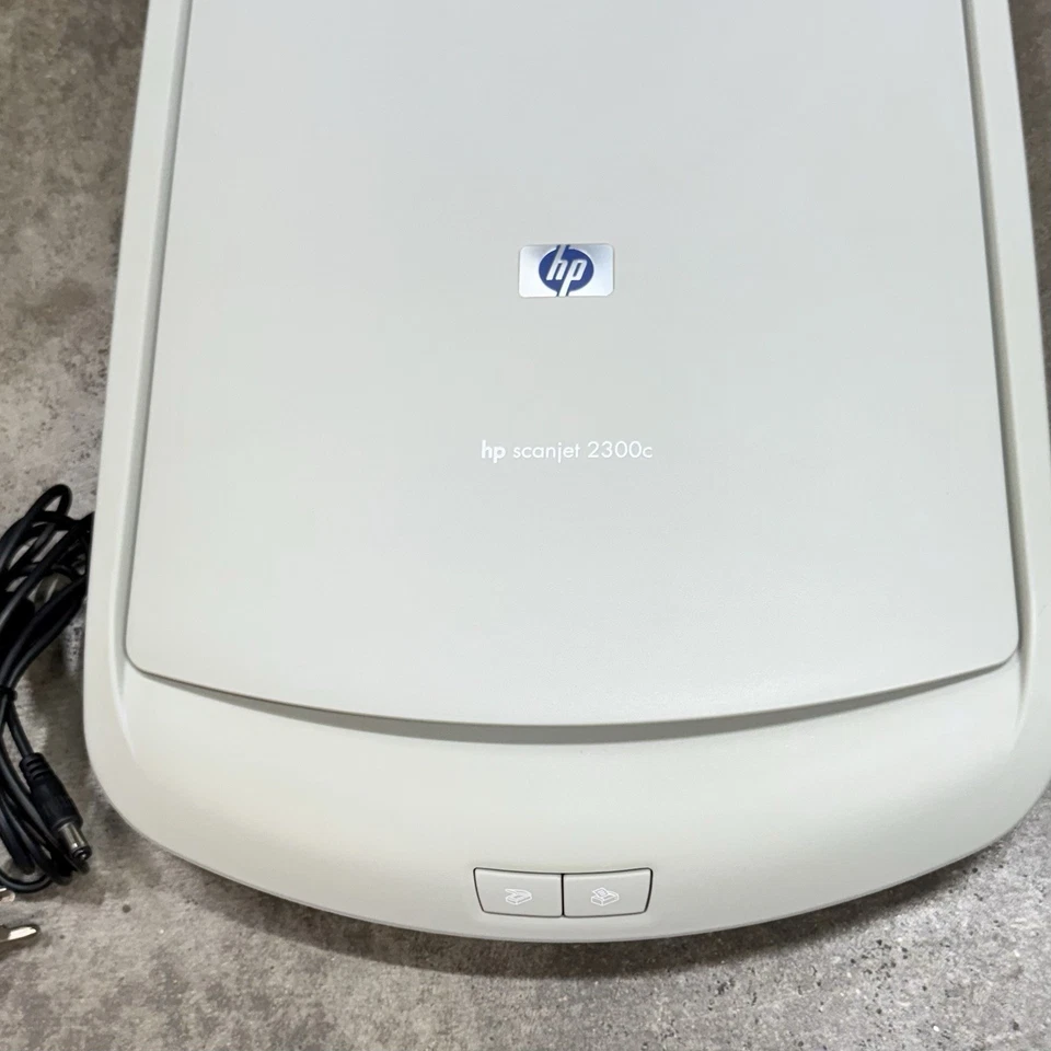 HP Scanjet 2300C Q2950A Color Flatbed Scanner USB Tested Works w/ Cable - Image 2 of 4