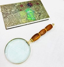 Wood Magnifying Glass for Reading, Timeless, Home, office, Collage, School, Uses