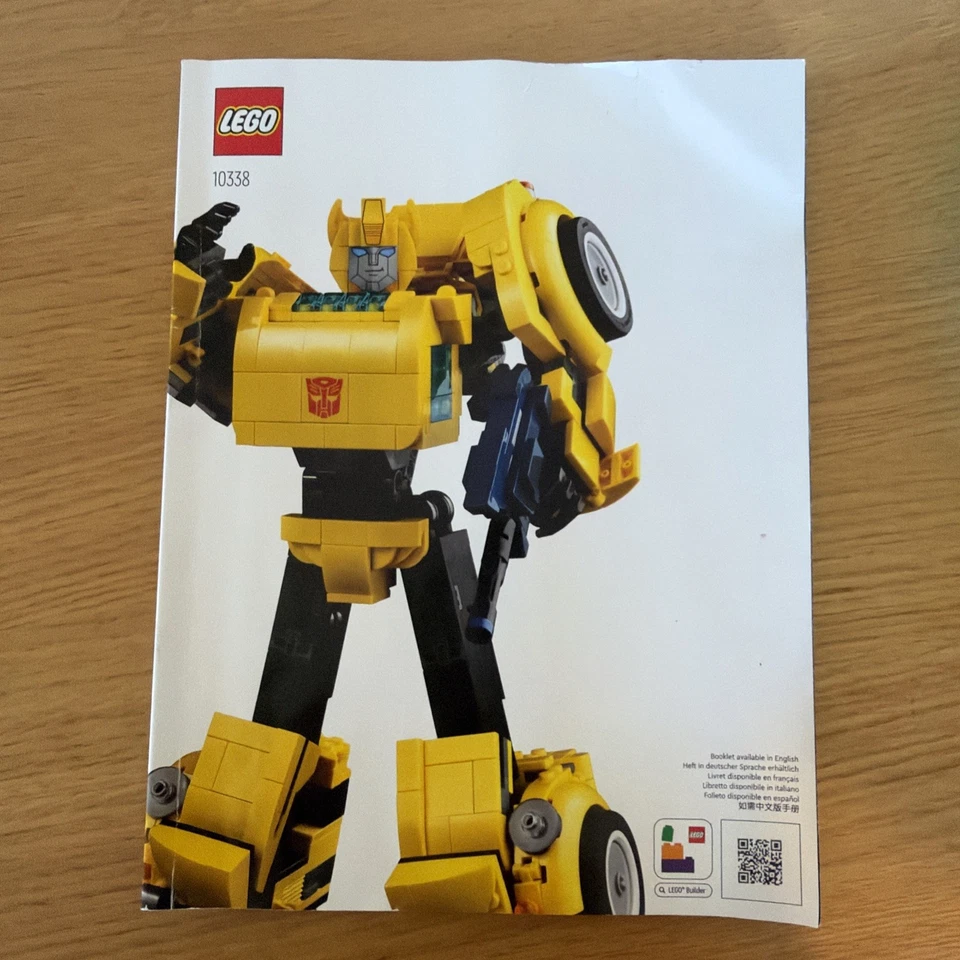 LEGO Icons 10338 Bumblebee, photo 2 of 5