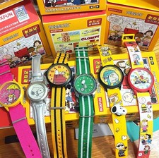 Authentic MINISO Snoopy & Friends Series Blin...