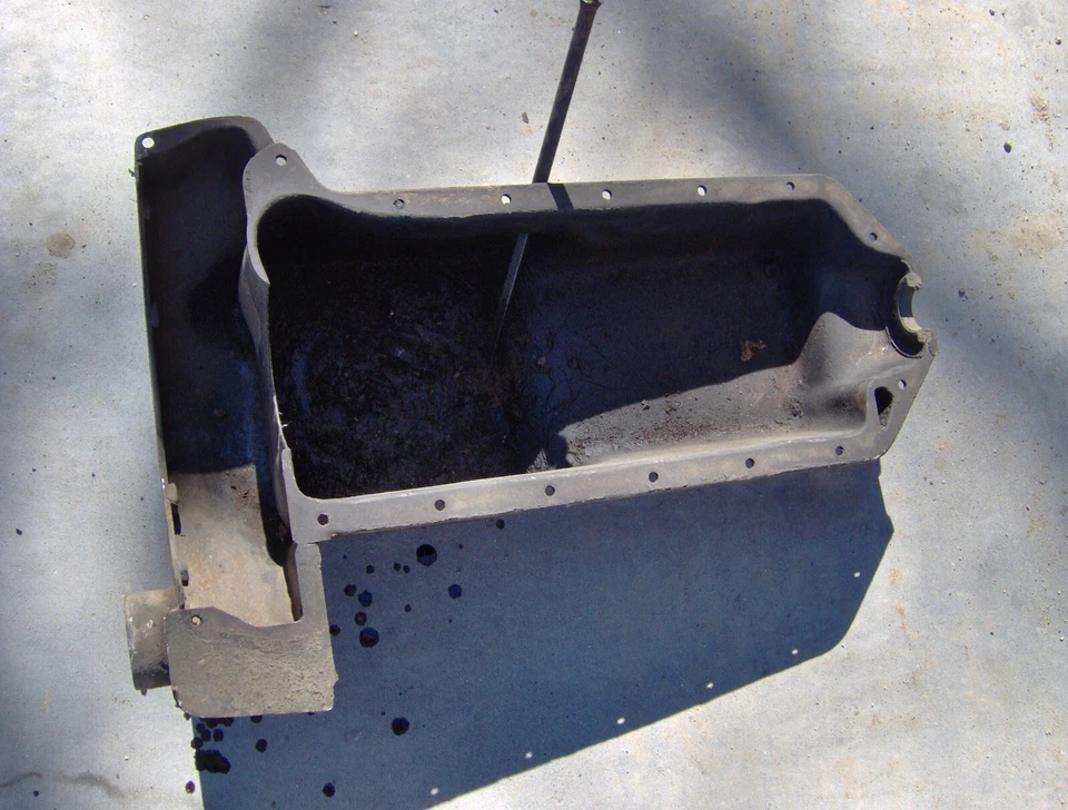 1946 46 1947 47 1948 48 Ford Super Deluxe cabeza plana V8 cárter de aceite Foto 2 de 3