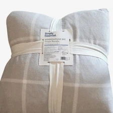 NEW! SIMPLY ESSENTIAL Window Pane 3pc Pillow & Blanket Gift Set.