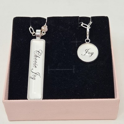 Vintage Sparrow 3-in-1 Convertible Jewelry with 2 Joy Pendants Rose Quartz