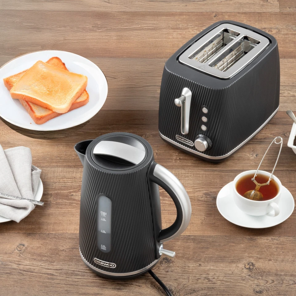 Daewoo Cascade Matching Kettle & 2-Slice Toaster Set 1.7 L 3 kW Fast Boil