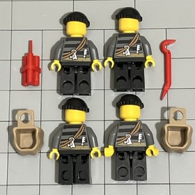 LEGO City 40110 Coin Bank - Bandit Criminal Minifigs RETIRED 2016 G2 1
