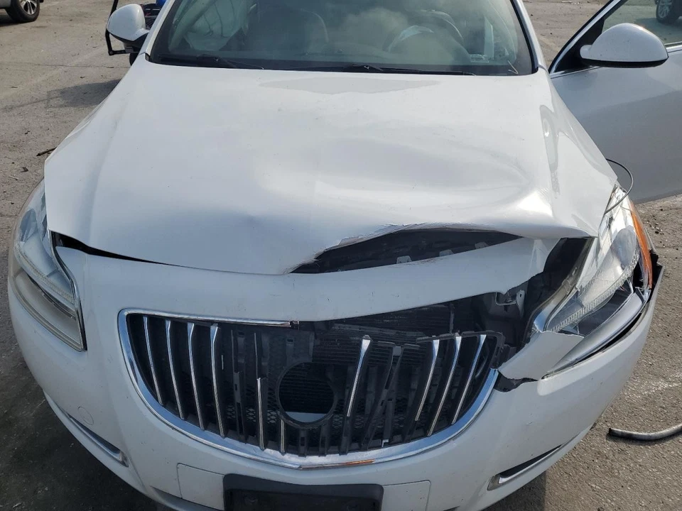 Б/у воздухоочиститель в сборе подходит: 2011 Buick Regal 2,4 л без выбросов California G - Изображение 2 из 4