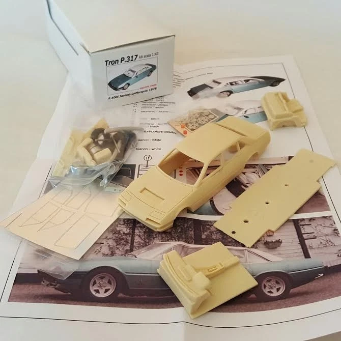 .kit Ferrari 400 GT Limousine Jankel 1978 - Tron Models kit 1/43 - Photo 2/4