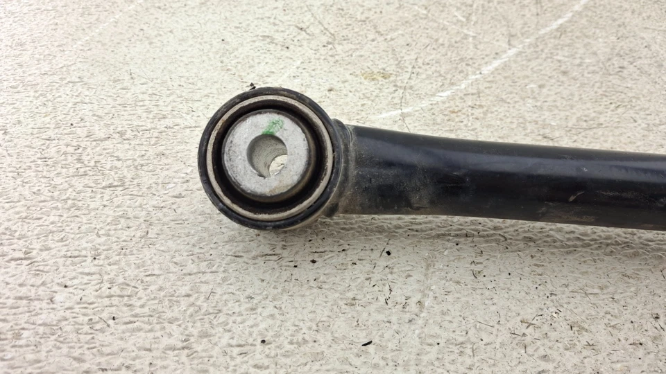 Jeep Compass 2017-2024 trasero derecho lado del pasajero delantero brazo de control inferior OEM Foto 2 de 4