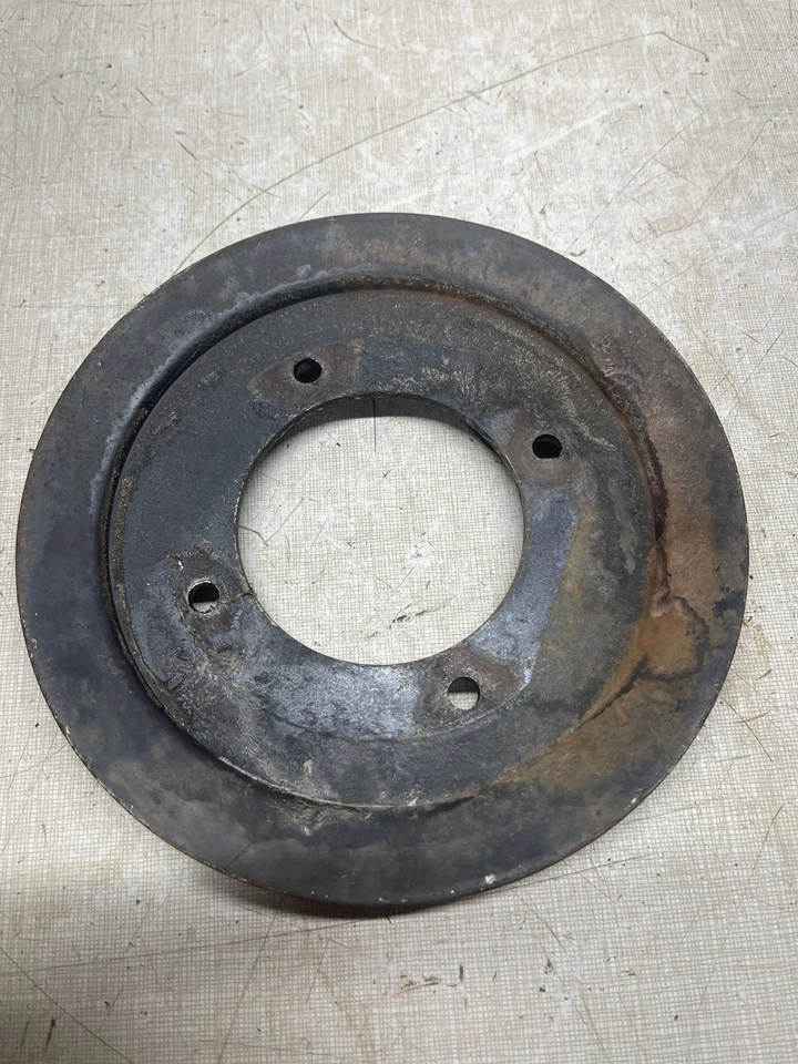 Polea motriz delantera para tractor Snapper 1650 Foto 3 de 4