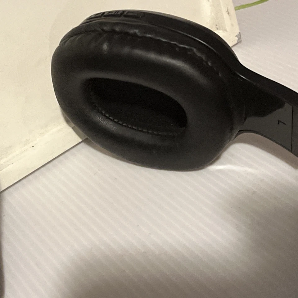 Toshiba Auriculares Inalámbricos Sobre la Oreja Bluetooth RZE-BT160H Cojín Acolchado para los Oídos Foto 3 de 4