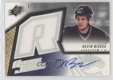 2005-06 SPx Rookie Jersey 578/1999 Kevin Bieksa #242 Auto t3w