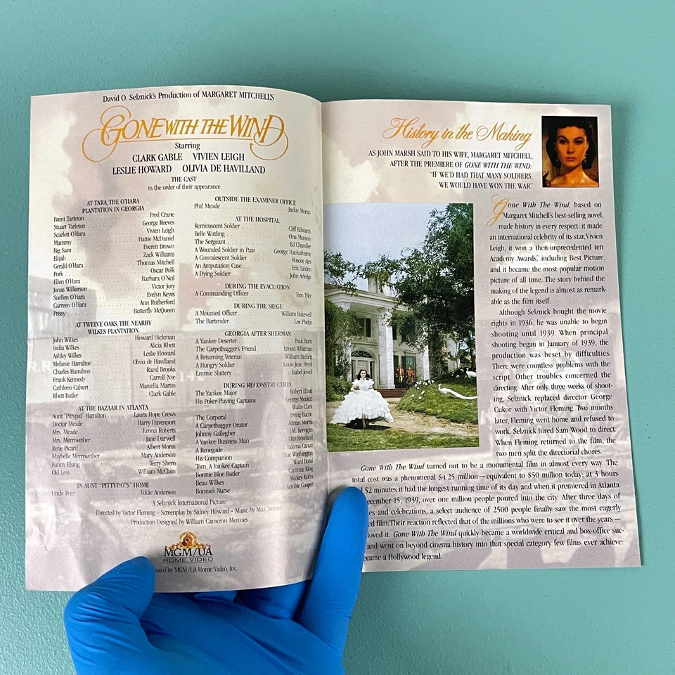 Gone With The Wind - 2 VHS Collector's Box Set - Image 2 of 4