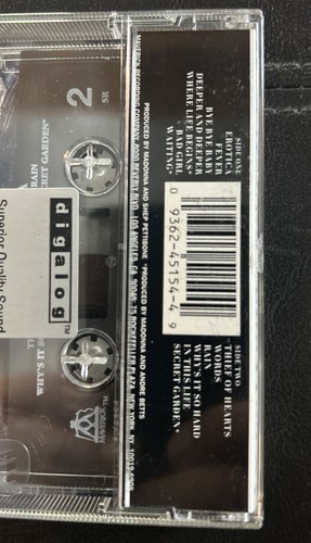Madonna Cassette Erotica - Picture 3 of 6
