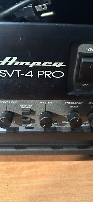Ampeg SVT-4 Pro Bass Head Guitar Amp With Heavy Duty Case