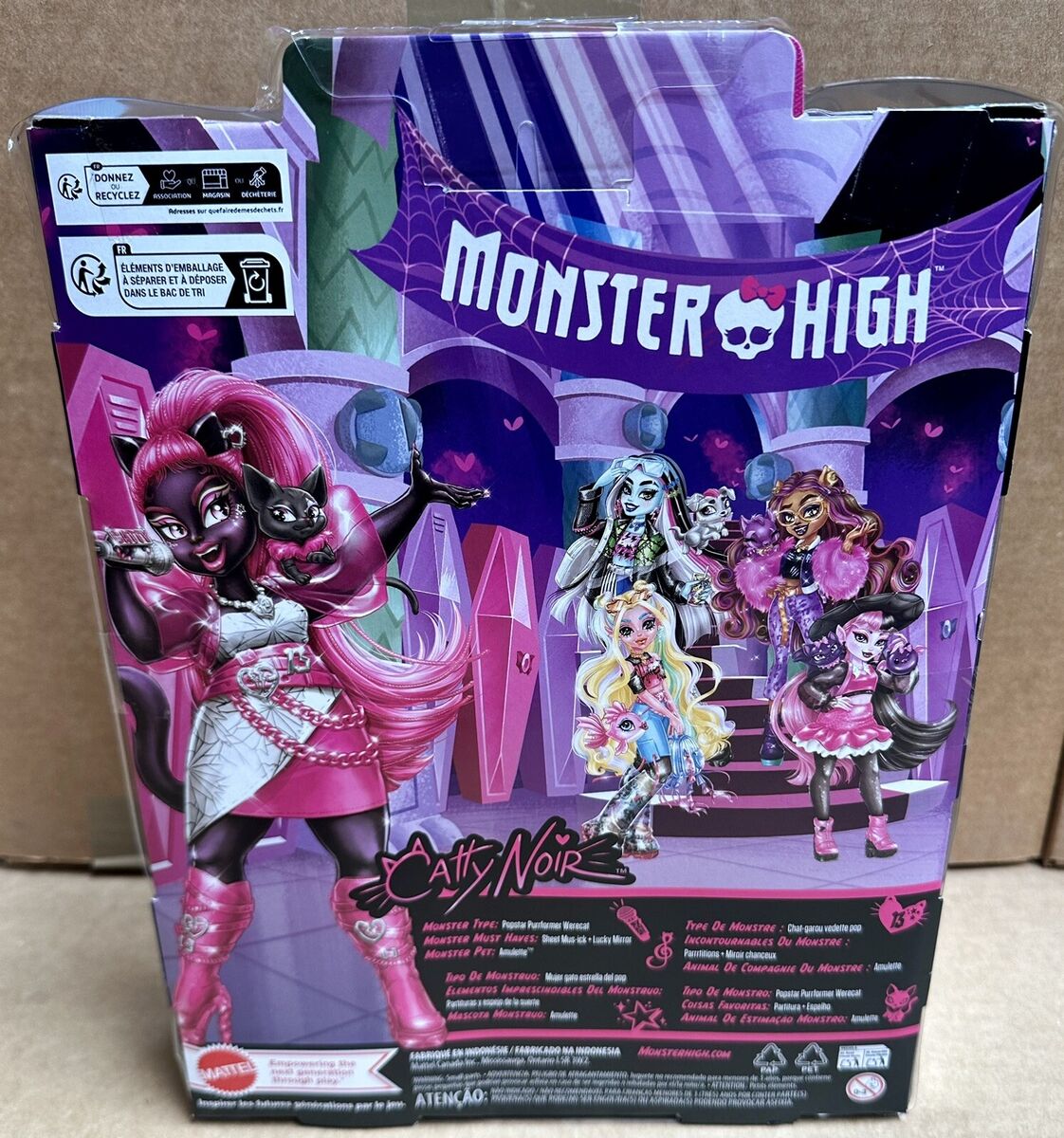 2024 Monster High G3 Catty Noir Fashion Doll w/ Pet Amulette