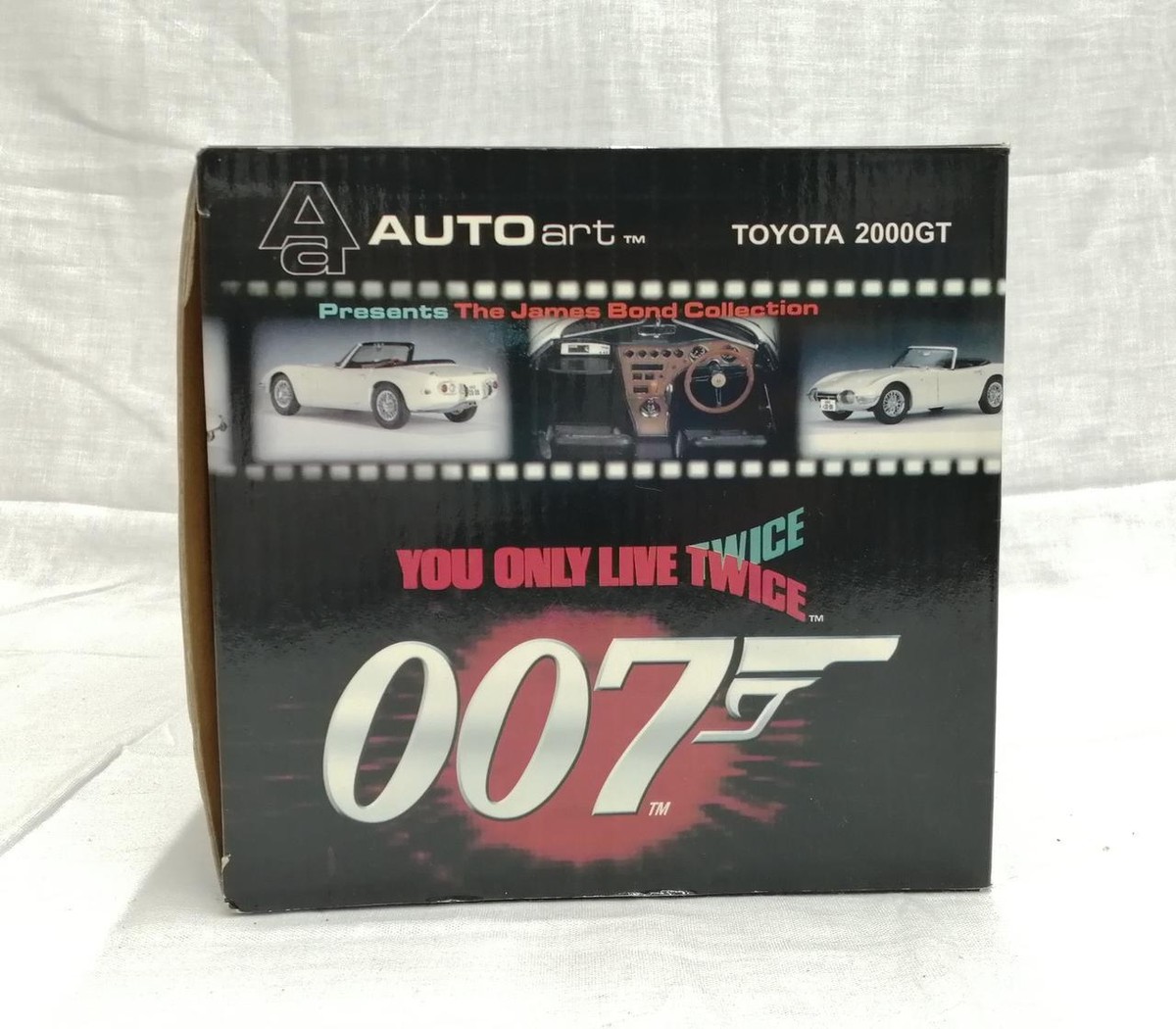 Finished product Autoart 1/18 007 YOU ONLY LIVE TWICE Toyota