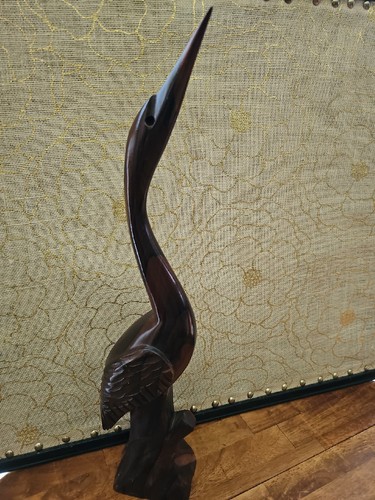 FIGURA UCCELLINO IN LEGNO ZERICOTE INTAGLIATO A MANO  - Foto 1 di 14