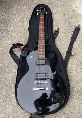 Cort MBC-1 Matthew Bellamy Signature Matte Black 