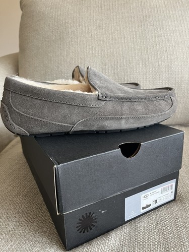 New! UGG Australia Men's Ascot Suede Moc-toe Slippers size 10 Charcoal Grey X97 - Picture 3 of 11