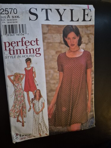 1995 Style Pattern Dress Scoop Neck, Above Knee or Ankle Length