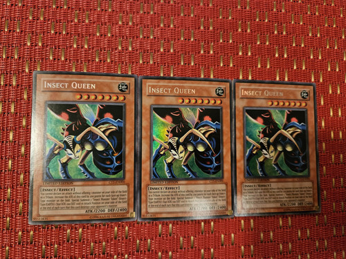 3x Insect Queen Misprint - Super Foil/ Secret Name CT1-EN005 LP ERROR - Picture 3 of 5