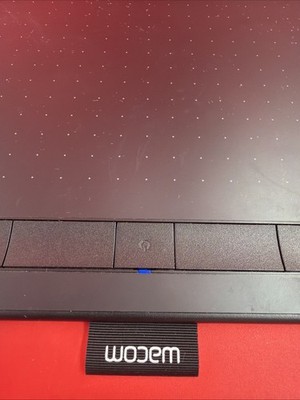 Wacom Intuos Med Bluetooth Graphics Drawing Tablet UNTESTED HAS POWER Pad Only