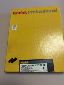 250 Kodak Polycontrast III RC B & W Professional Paper F Glossy 8x10 P B 10/04