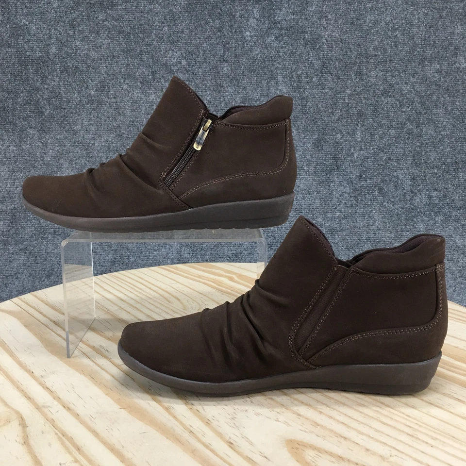 Botas Easy Spirit Feminina 9 Estreitas Aleta Ruched Marrom Couro Sintético Tornozelo Top - Imagem 2 de 4