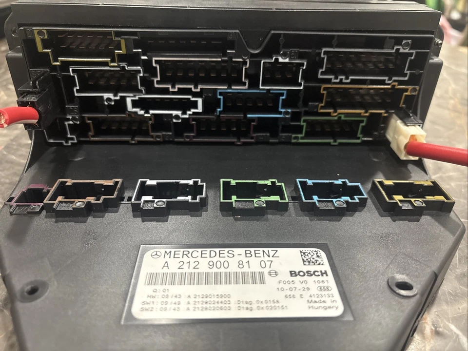 Módulo de caja de fusibles SAM DELANTERO CLASE MERCEDES W204 C250 C300 2010-2013 A2129008107 Foto 3 de 4