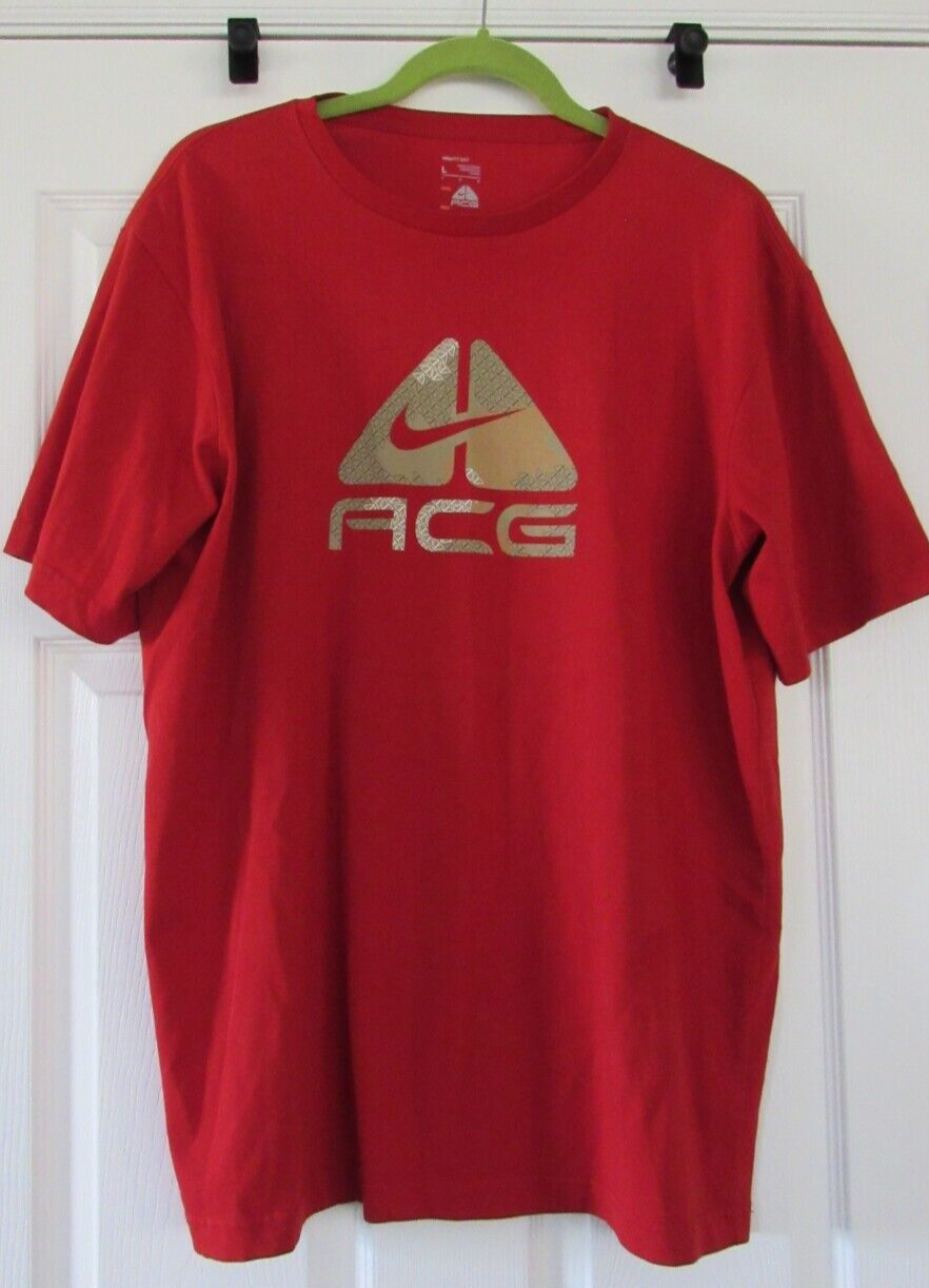 Nike Fit Dry Men's ACG Shirt - 67% Cotton/33% Polyester - Size L - Red