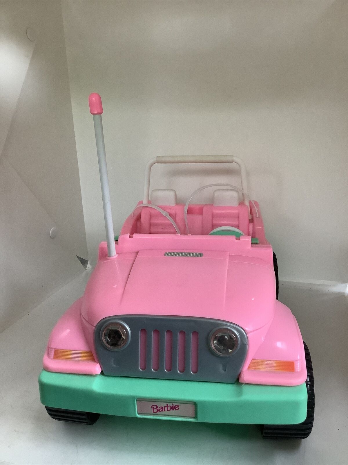 Vtg 1998 Pink Barbie Jeep Wrangler - No Remote - Lights Don't Work | eBay